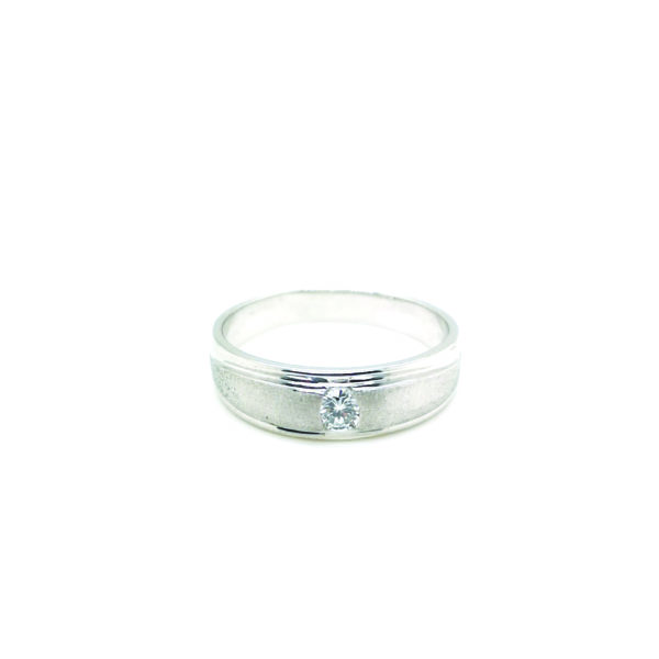 PT900 Diamond Ring