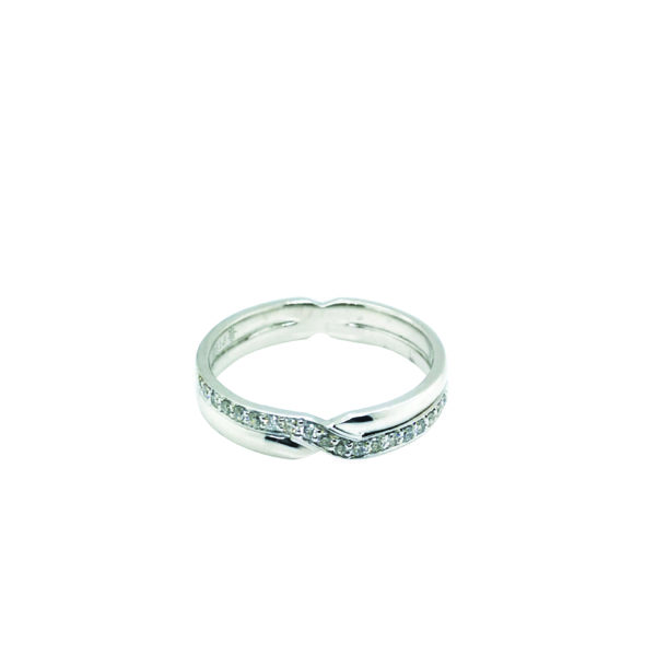 PT900 Diamond Ring